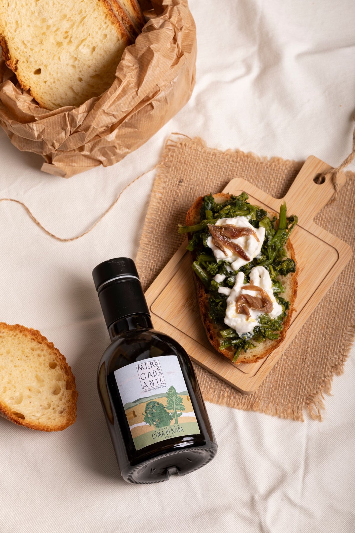 Bruschetta con olio Mercadante aromatizzato alla cima di rapa